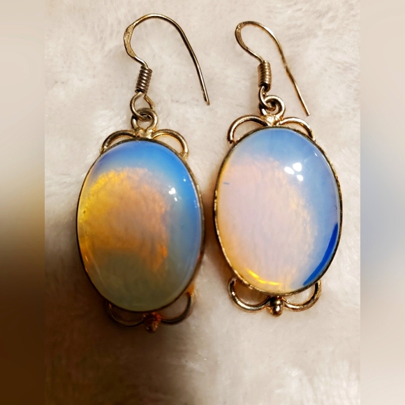 STERLING SILVER MOONSTONE EARRINGS GORGEOUS